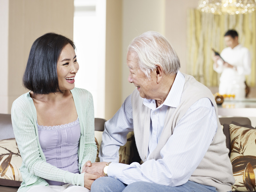 Dịch vụ chăm sóc người cao tuổi & Những lợi ích mà nó mang lại